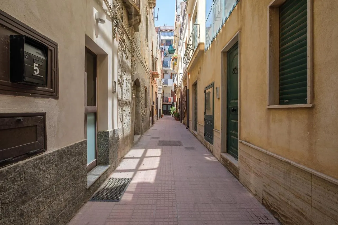 Marea Appartment'S Letojanni