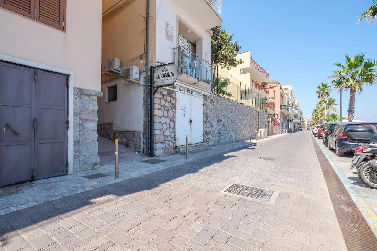 Marea Appartment'S Letojanni
